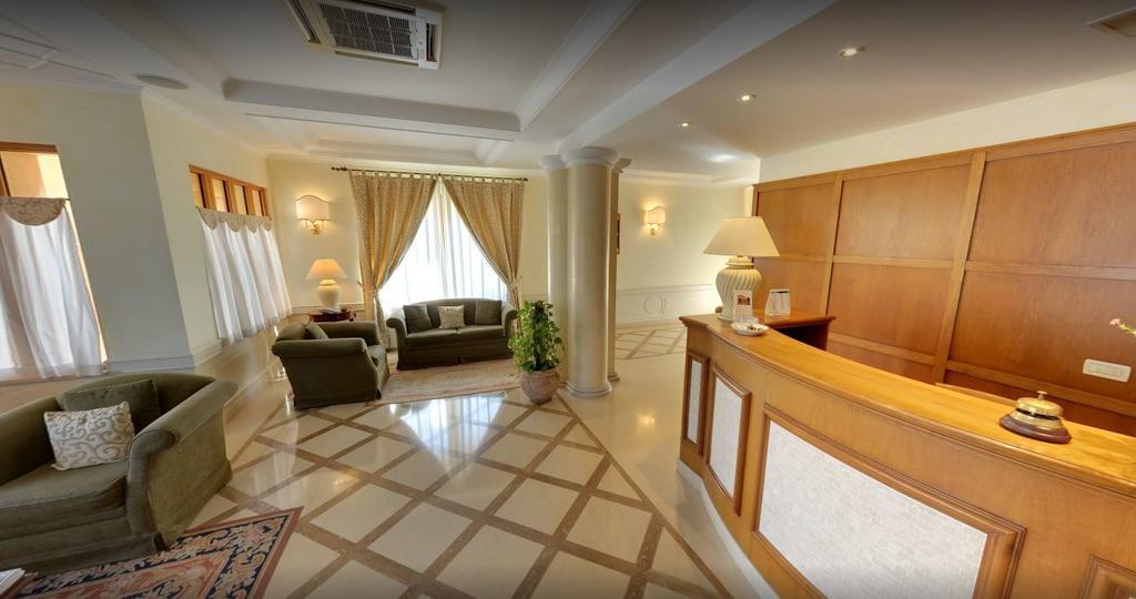 Hotel Ristorante La Lampara Gizzeria Εξωτερικό φωτογραφία
